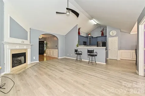 9942 Gray Dove Court Charlotte NC 28216