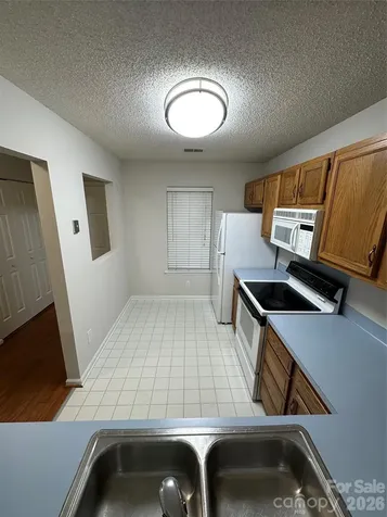 6311 Windsor Gate Lane Charlotte NC 28215