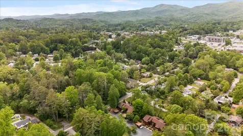 16 Woodsong Lane Brevard NC 28712