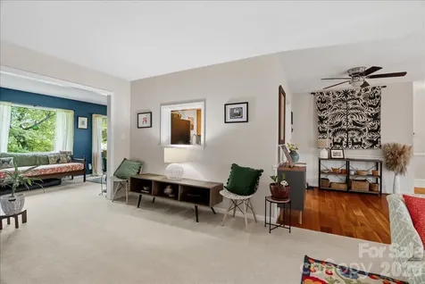 16 Woodsong Lane Brevard NC 28712