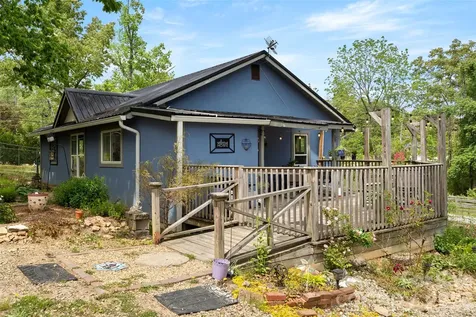 28 Cathys Cove Road Hendersonville NC 28792