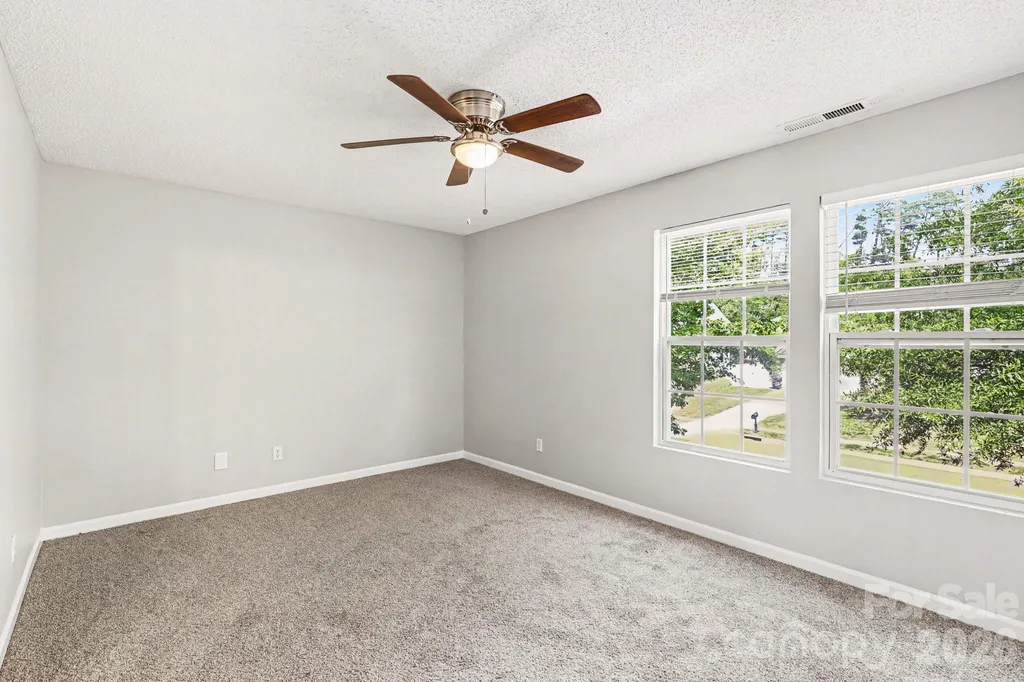 12425 Stowe Acres Drive Charlotte NC 28262
