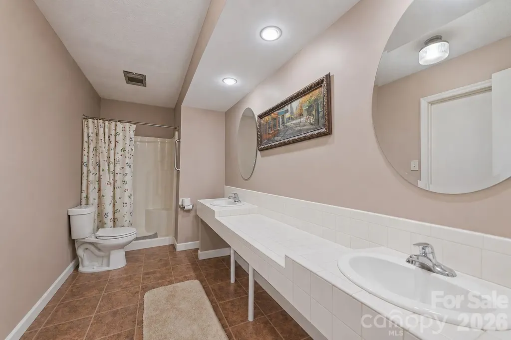 41 Vista Drive Clyde NC 28721