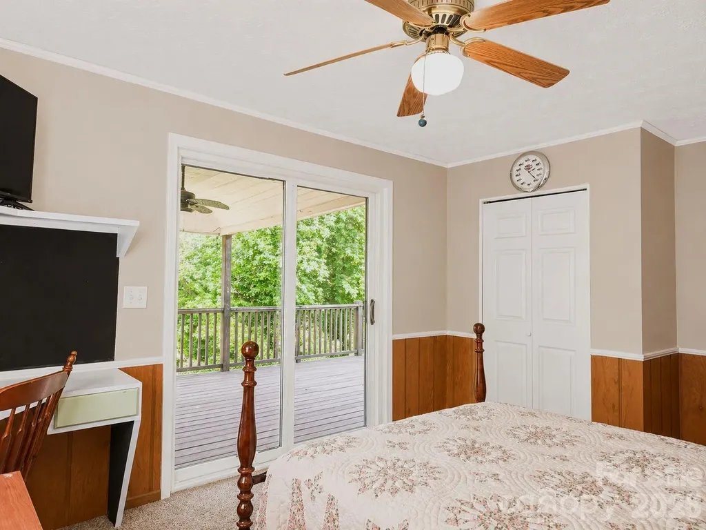 41 Vista Drive Clyde NC 28721