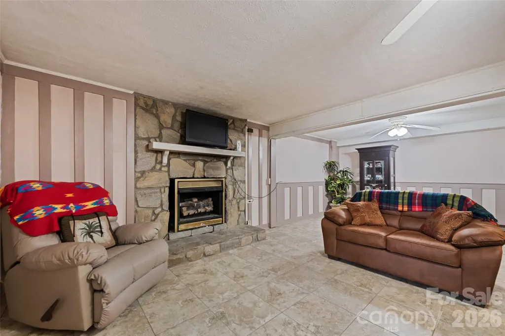 41 Vista Drive Clyde NC 28721