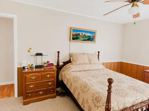 41 Vista Drive Clyde NC 28721