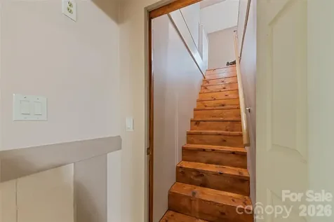 41 Vista Drive Clyde NC 28721