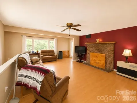 41 Vista Drive Clyde NC 28721