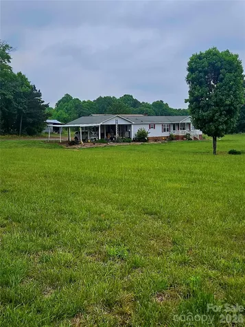 32049 Kendalls Church Road New London NC 28127