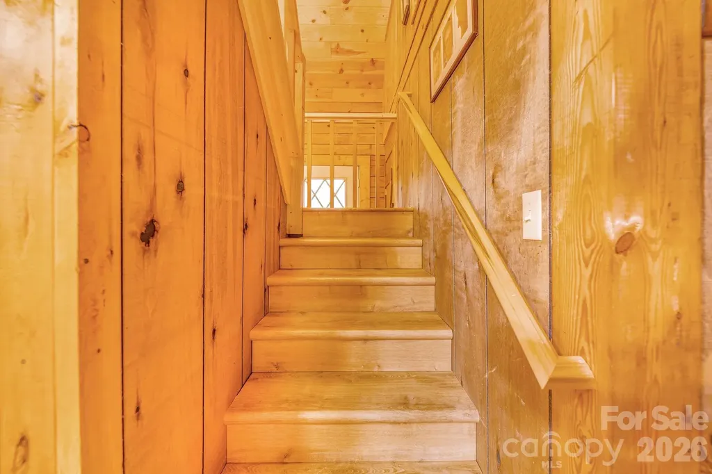 51 Spruce Street Maggie Valley NC 28751