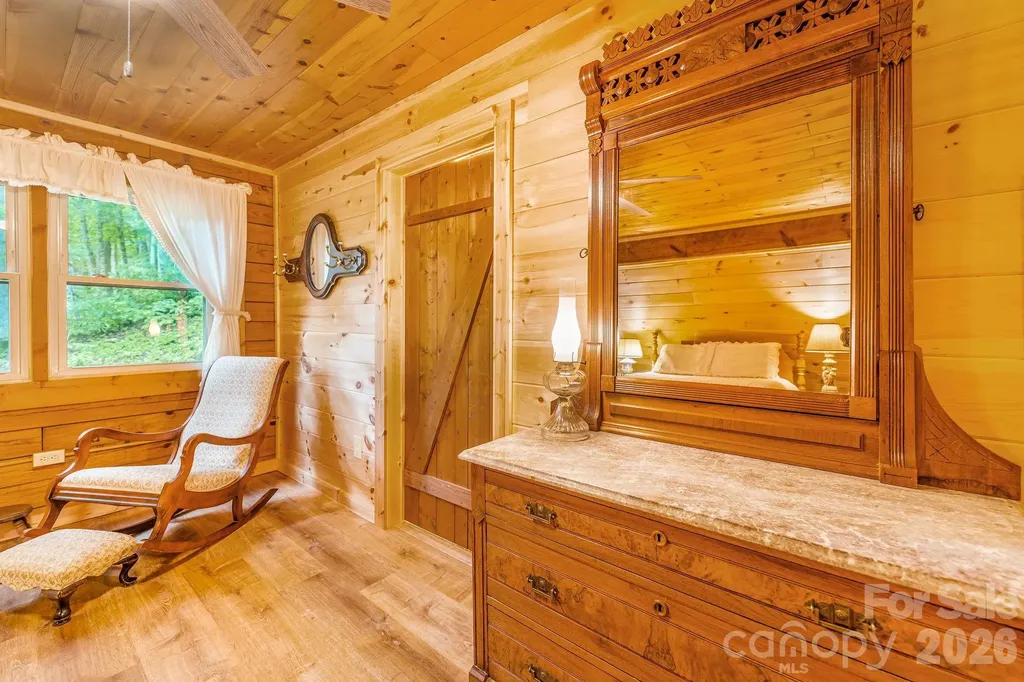 51 Spruce Street Maggie Valley NC 28751