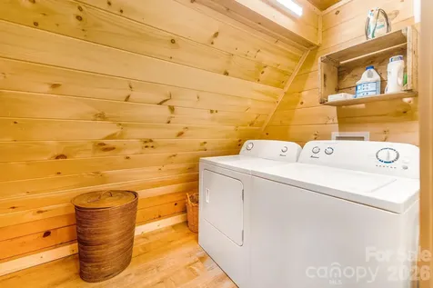 51 Spruce Street Maggie Valley NC 28751