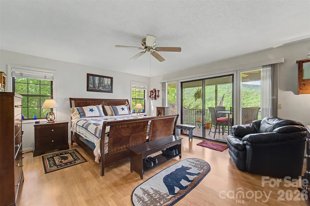 531 Reserve Road Franklin NC 28734