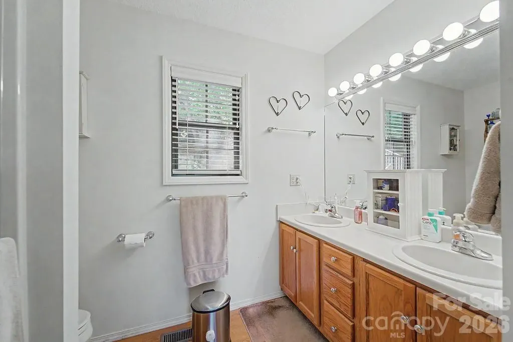 531 Reserve Road Franklin NC 28734
