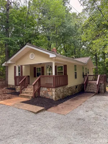 3910 Oakwood Circle Iron Station NC 28080