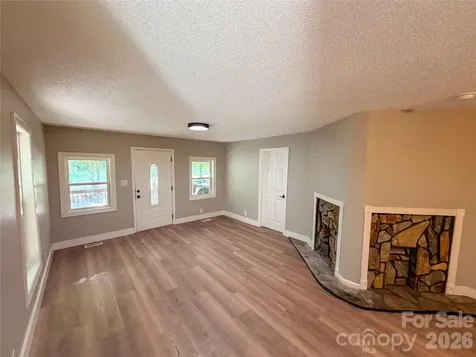 3910 Oakwood Circle Iron Station NC 28080