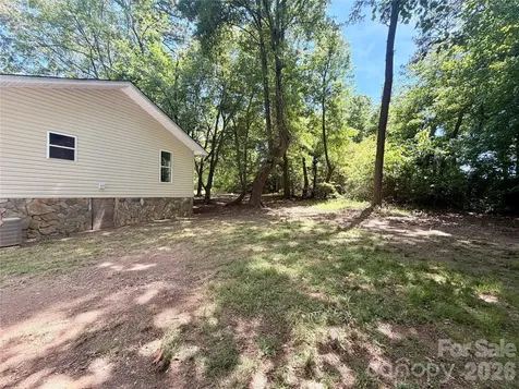 3910 Oakwood Circle Iron Station NC 28080