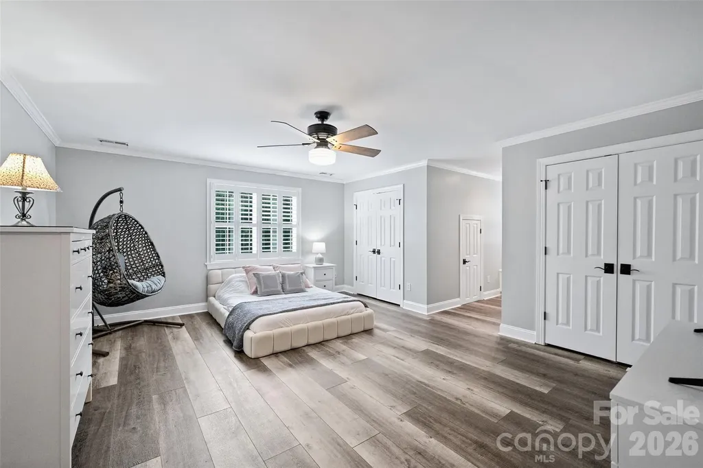 9470 Hutchinson Lane Charlotte NC 28216
