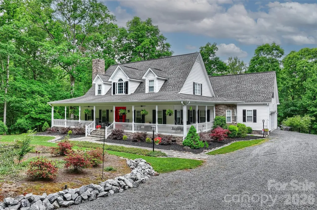 9470 Hutchinson Lane Charlotte NC 28216