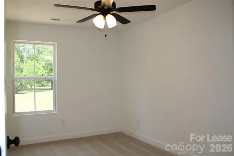 574 W Park Avenue Mooresville NC 28115