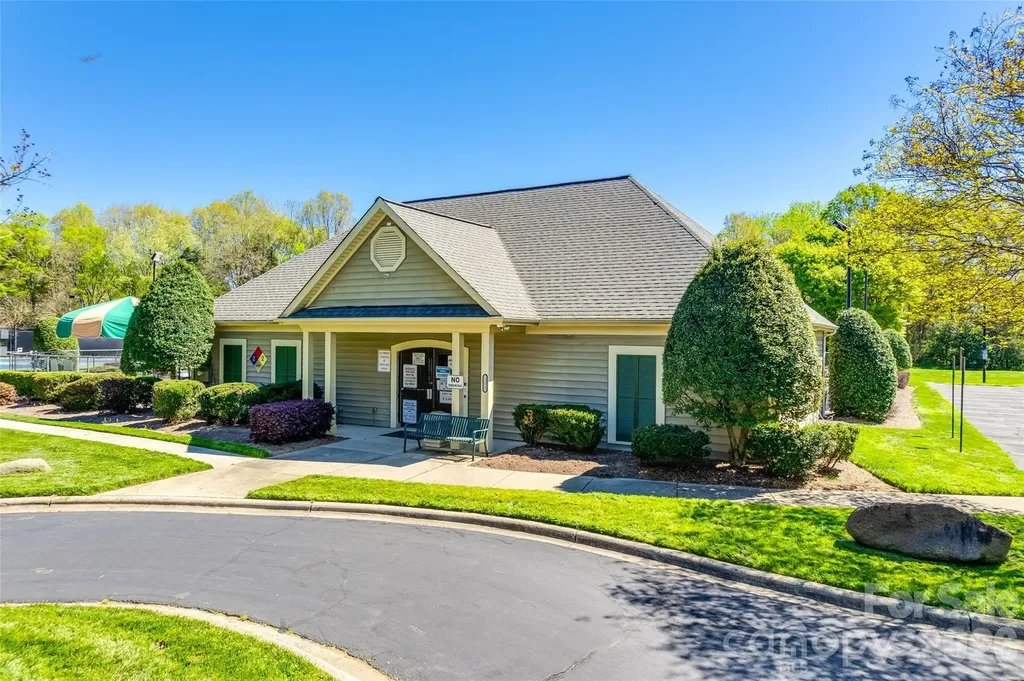 13606 Red Wine Court Charlotte NC 28273
