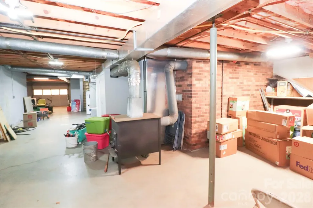 112 Forest Avenue NE Valdese NC 28690