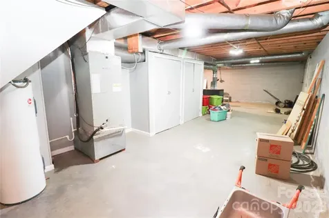 112 Forest Avenue NE Valdese NC 28690