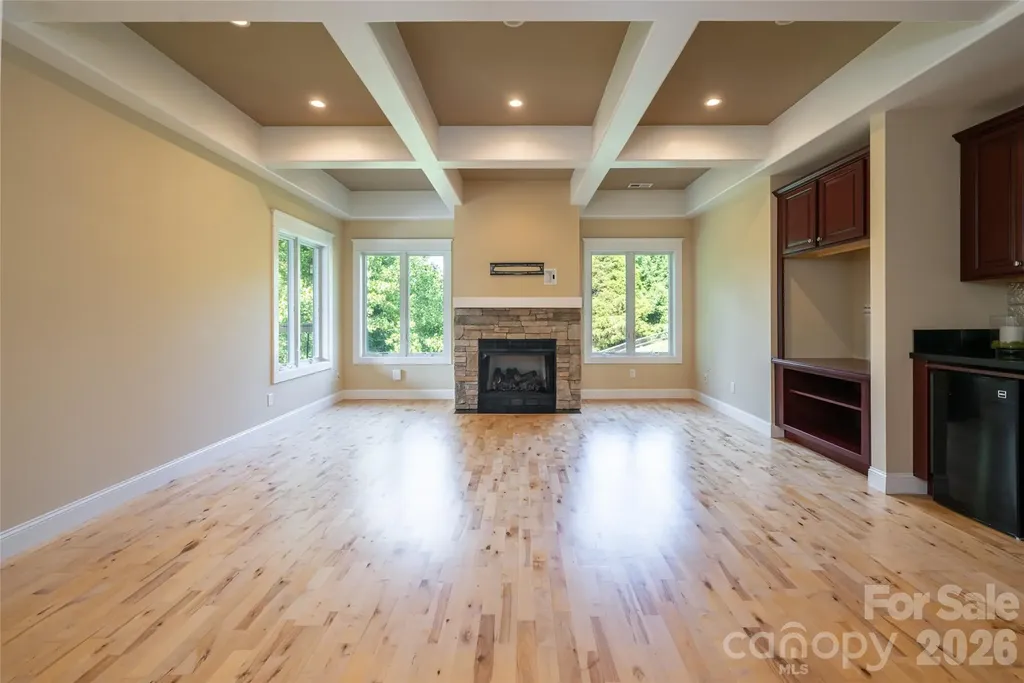 33 Bridle Path Drive Barnardsville NC 28709