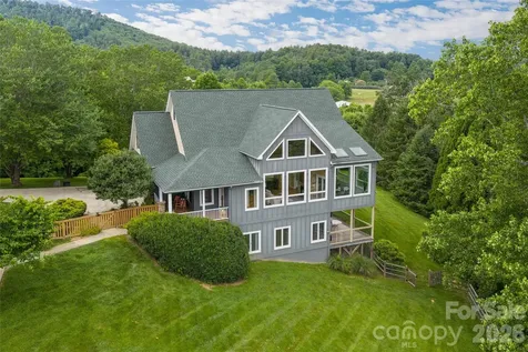 33 Bridle Path Drive Barnardsville NC 28709