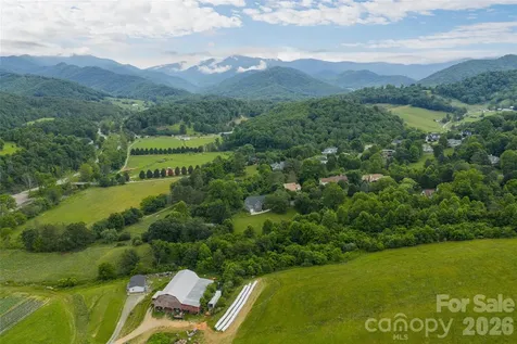 33 Bridle Path Drive Barnardsville NC 28709