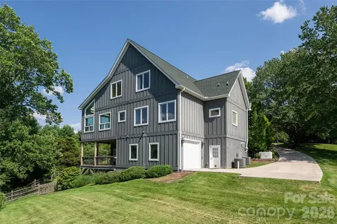 33 Bridle Path Drive Barnardsville NC 28709