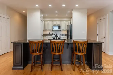 33 Bridle Path Drive Barnardsville NC 28709