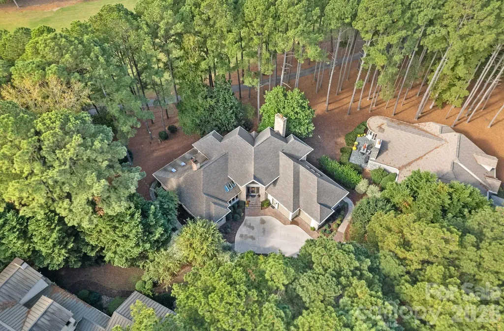 176 Yadkin Falls Road New London NC 28127