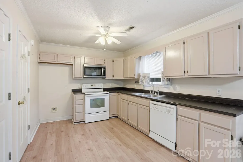 812 Maupin Avenue Salisbury NC 28144