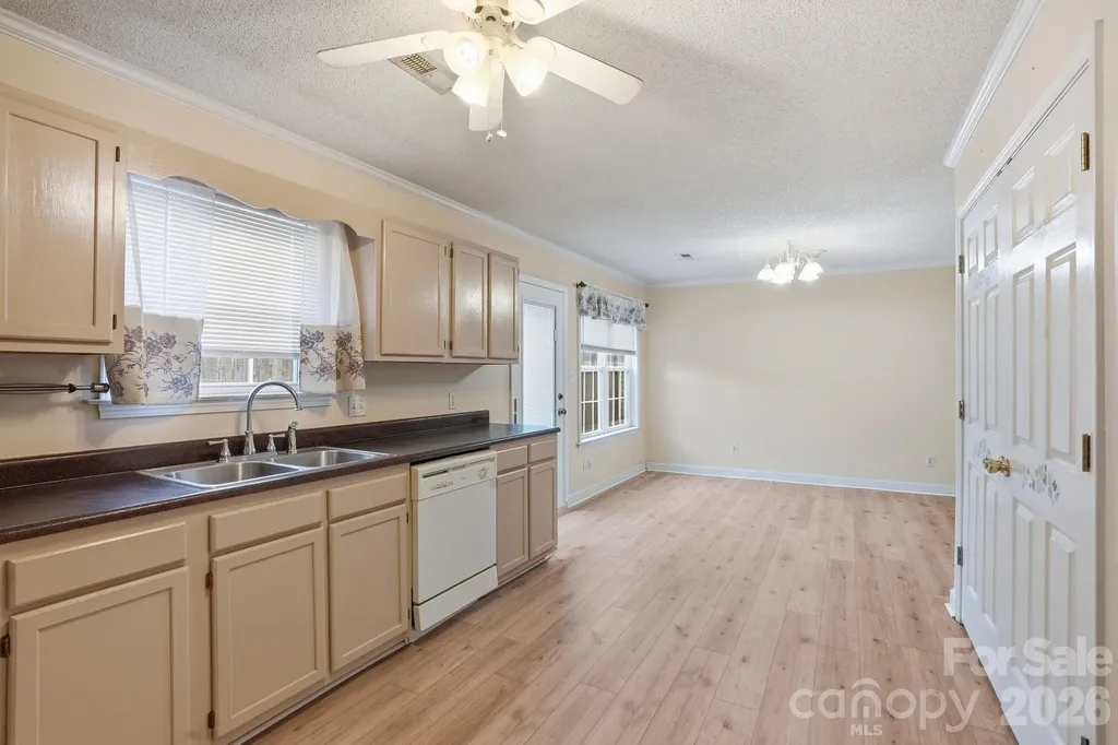 812 Maupin Avenue Salisbury NC 28144