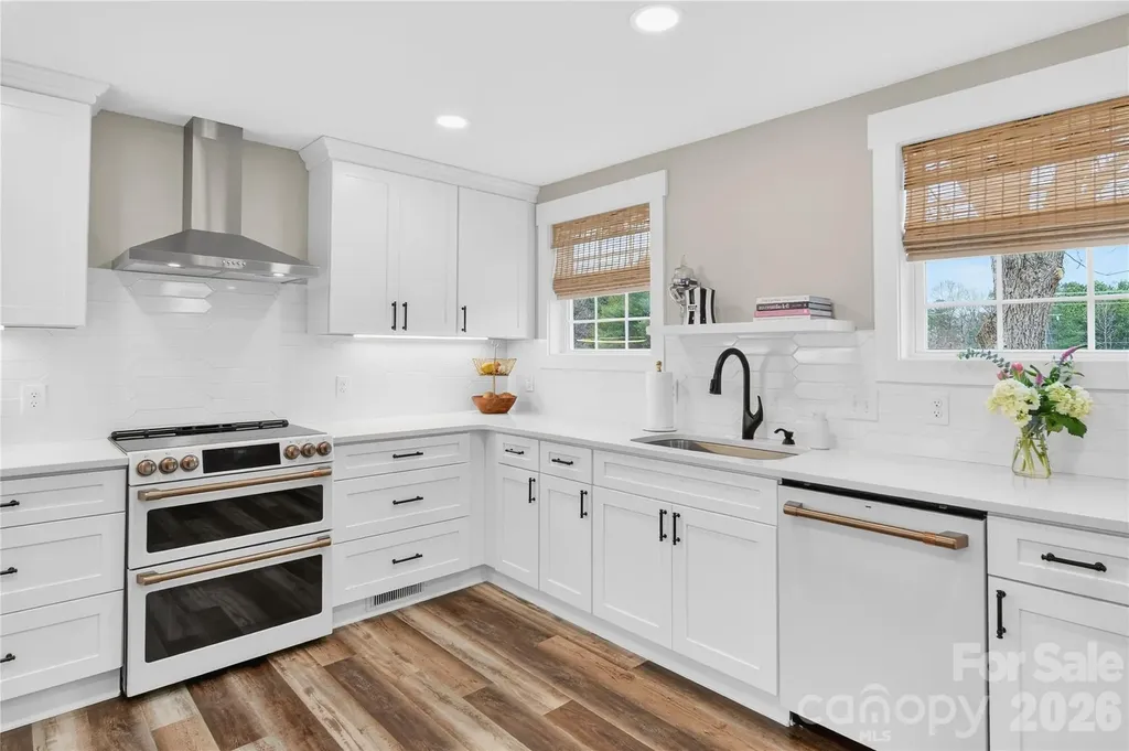 581 Hicks Creek Road Troutman NC 28166