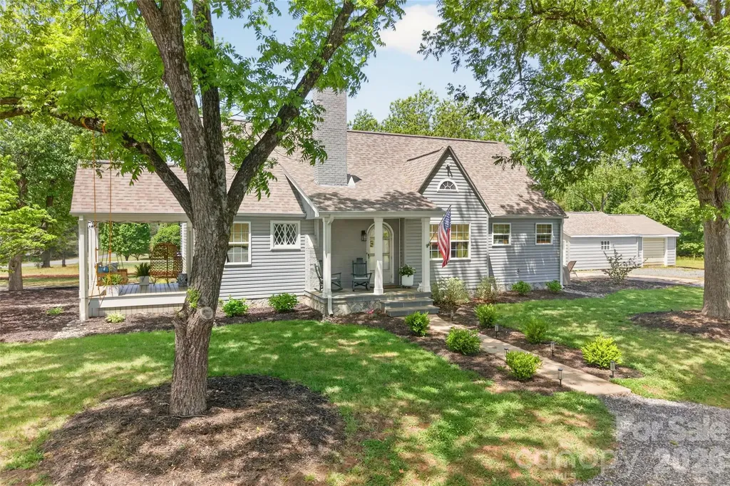 581 Hicks Creek Road Troutman NC 28166