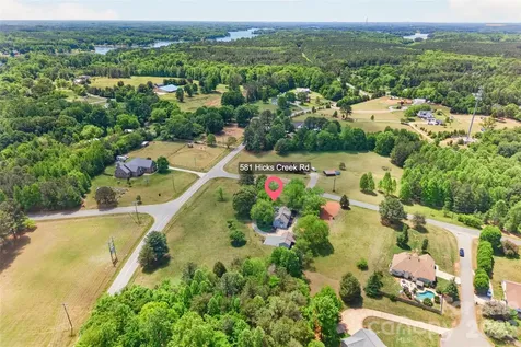 581 Hicks Creek Road Troutman NC 28166