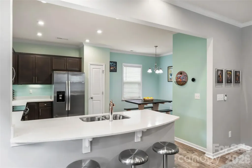 1530 Starmount Cove Lane Charlotte NC 28210