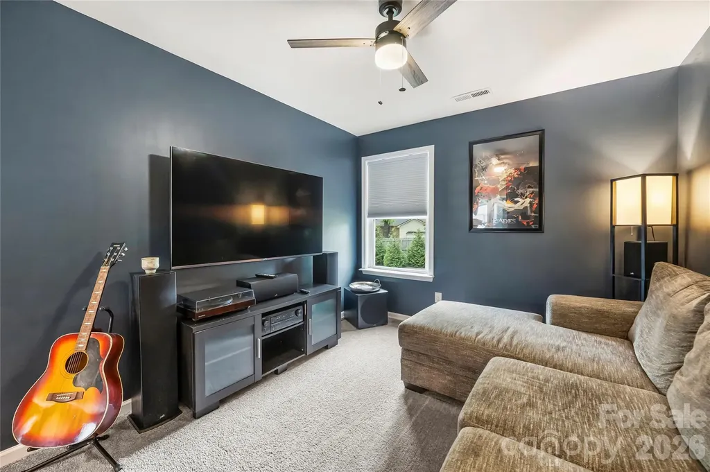 1530 Starmount Cove Lane Charlotte NC 28210