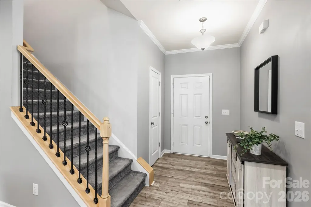 1530 Starmount Cove Lane Charlotte NC 28210
