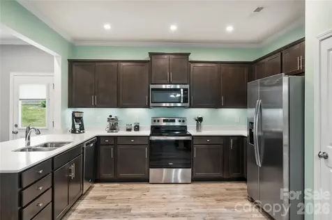 1530 Starmount Cove Lane Charlotte NC 28210