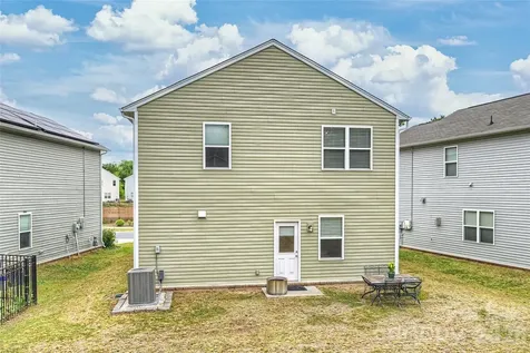 1530 Starmount Cove Lane Charlotte NC 28210