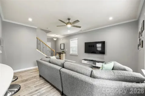 1530 Starmount Cove Lane Charlotte NC 28210