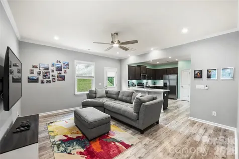 1530 Starmount Cove Lane Charlotte NC 28210