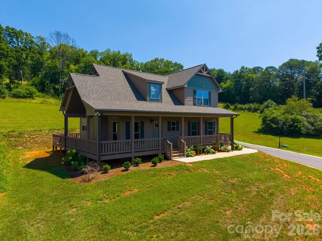 50 Fairview Street Franklin NC 28734