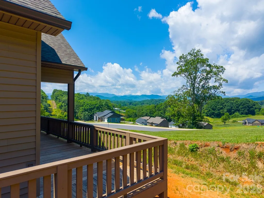 50 Fairview Street Franklin NC 28734