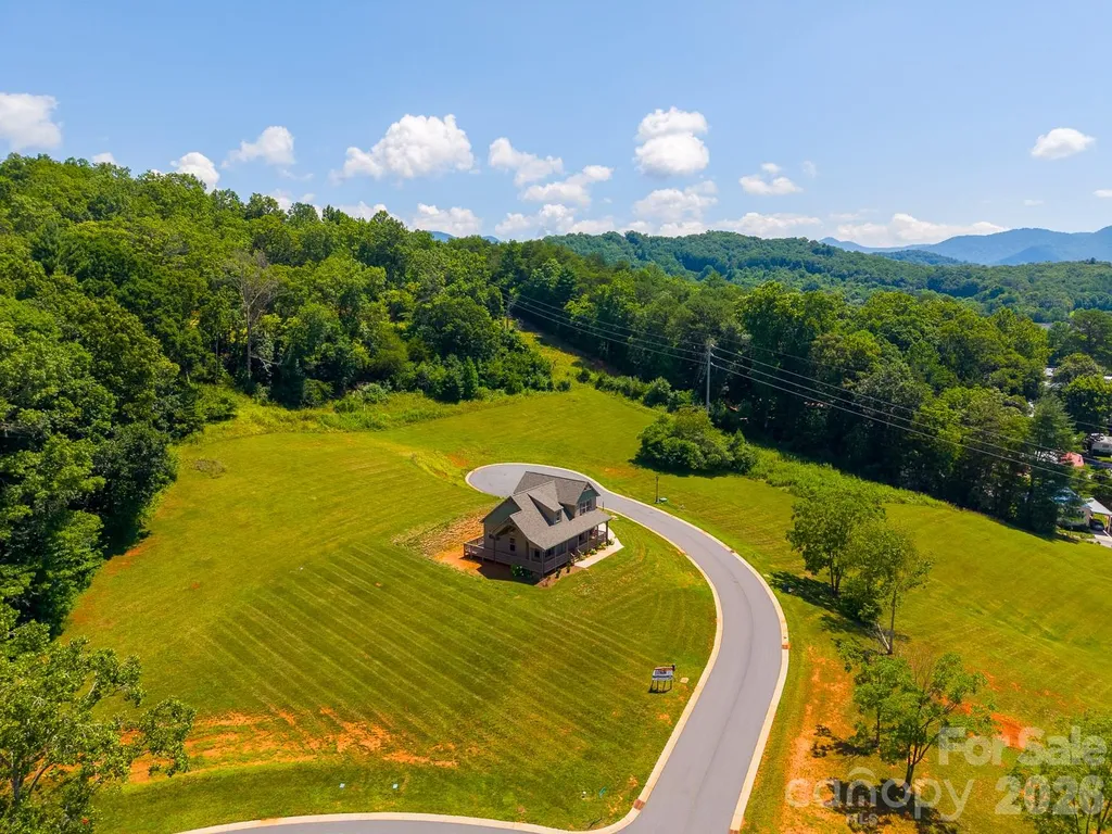 50 Fairview Street Franklin NC 28734