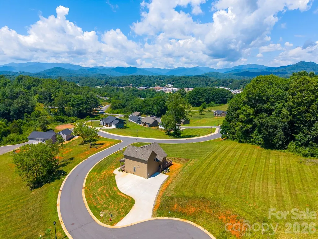 50 Fairview Street Franklin NC 28734