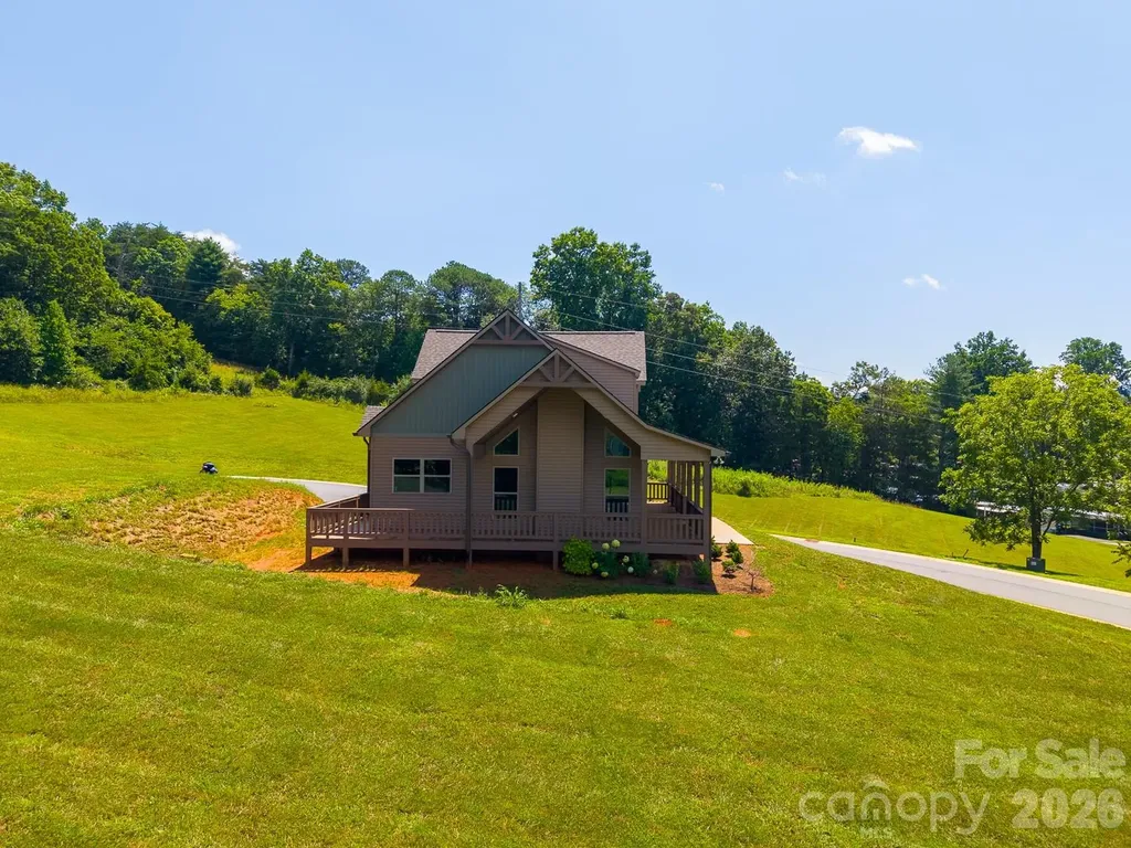 50 Fairview Street Franklin NC 28734